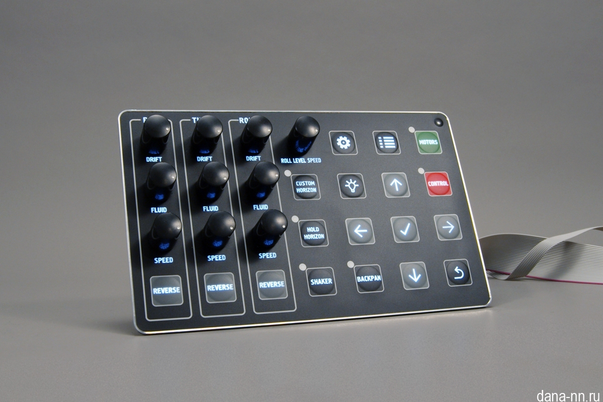 Пленочная клавиатура с встроенным фотодатчиком и подсветкой кнопок